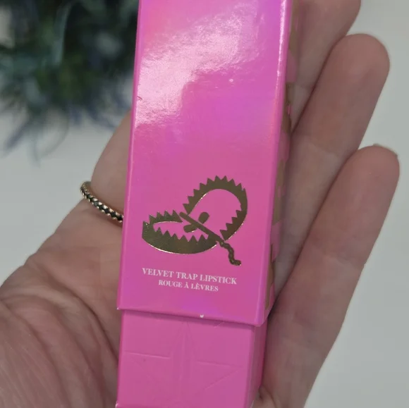 Jeffree Star Velvet Trap Bullet Lipstick - Confessional NEW - Picture 9 of 12